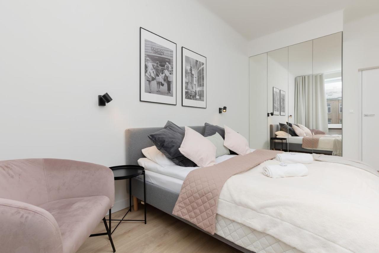 Spacious Apartment With Panoramic View Of Warsaw By Noclegi Renters Экстерьер фото
